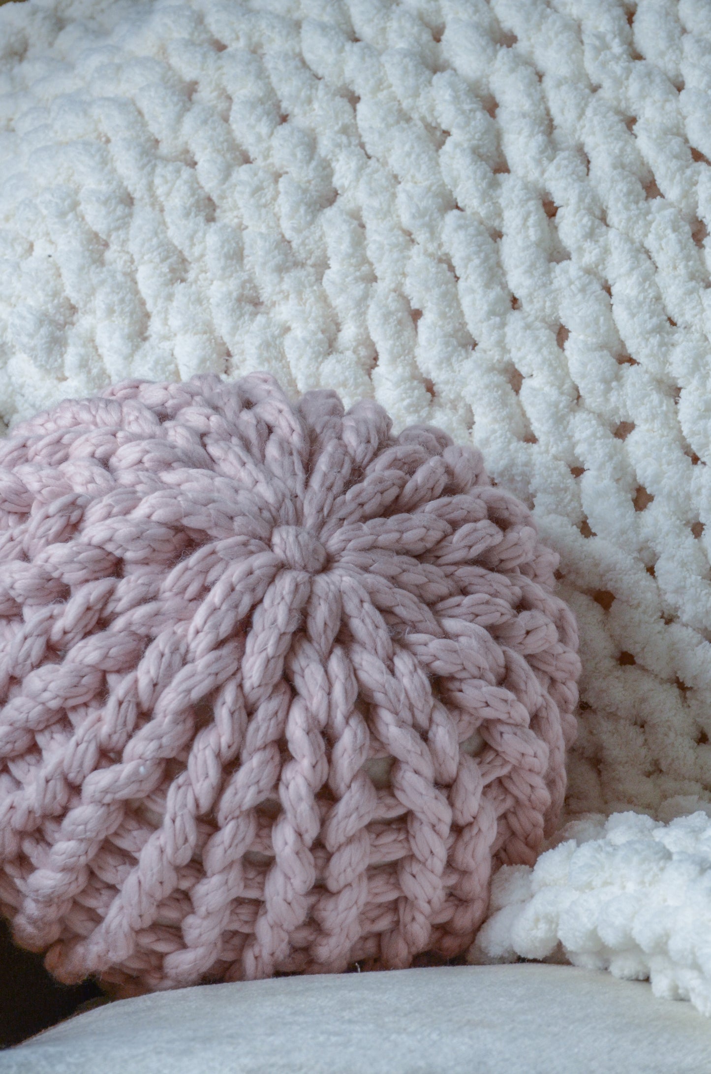 Chunky Knit Pillow