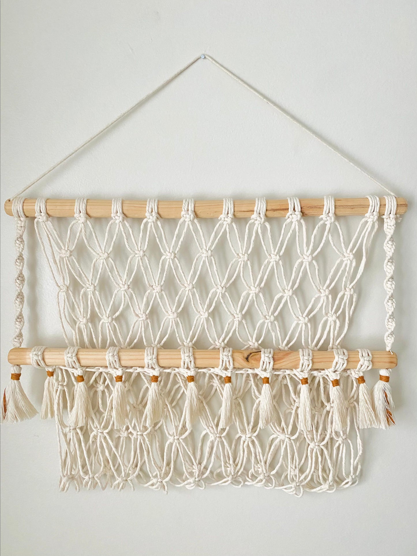 Macrame Stuffy Holder