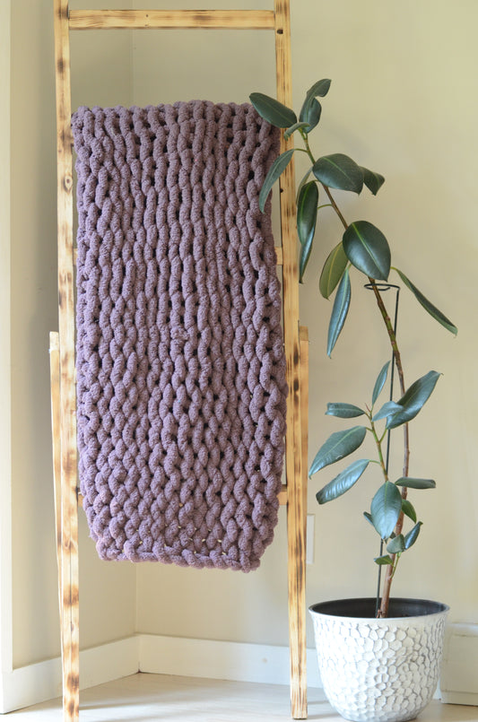 Lilac Chunky Blanket